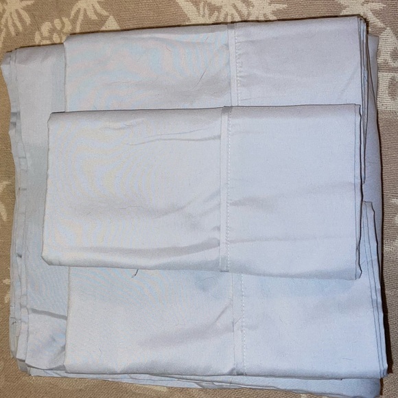 King Sized 5 pc sheet set, pale ice blue - Picture 3 of 4